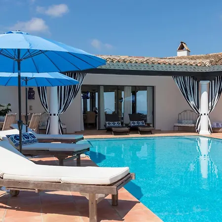 Luxury With Pool Villa